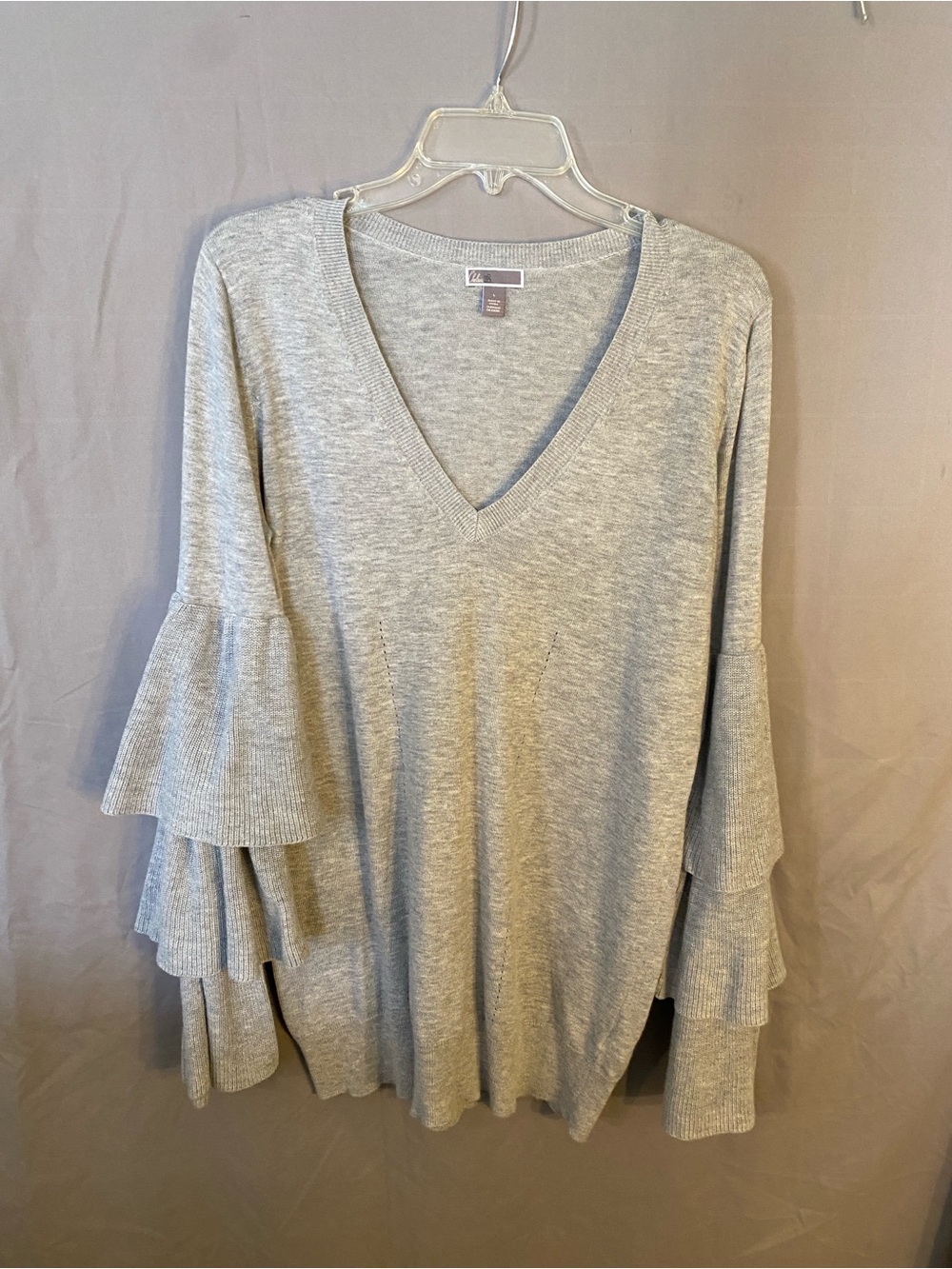 Chelsea28 Light Gray Tiered Ruffle Sleeve V-Neck Sweater